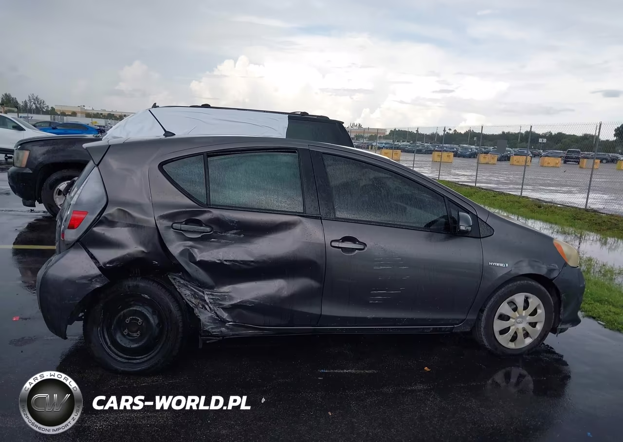 2012 Toyota Prius C Two VIN:JTDKDTB3XC1501062 - 13