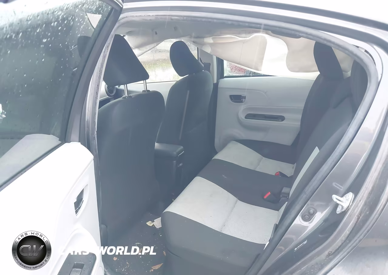 2012 Toyota Prius C Two VIN:JTDKDTB3XC1501062 - 8