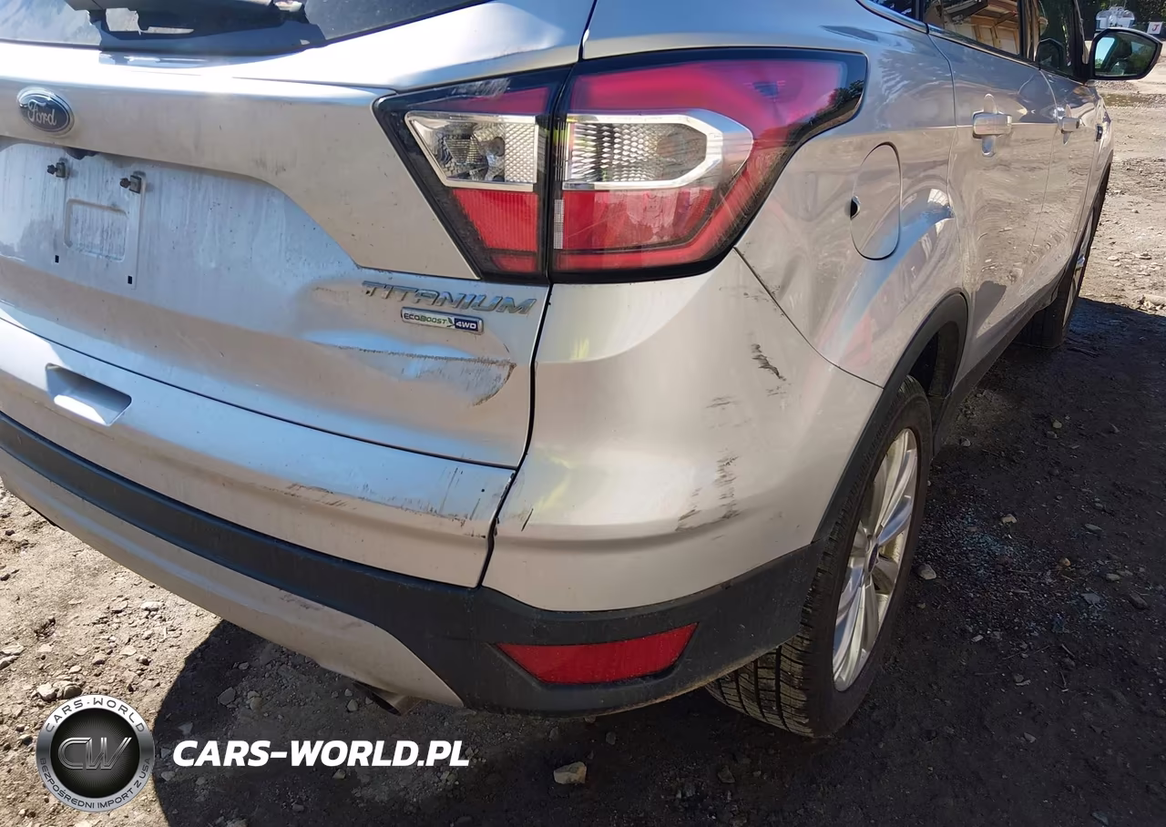 2017 Ford Escape Titanium VIN:1FMCU9J9XHUE11487 - 18