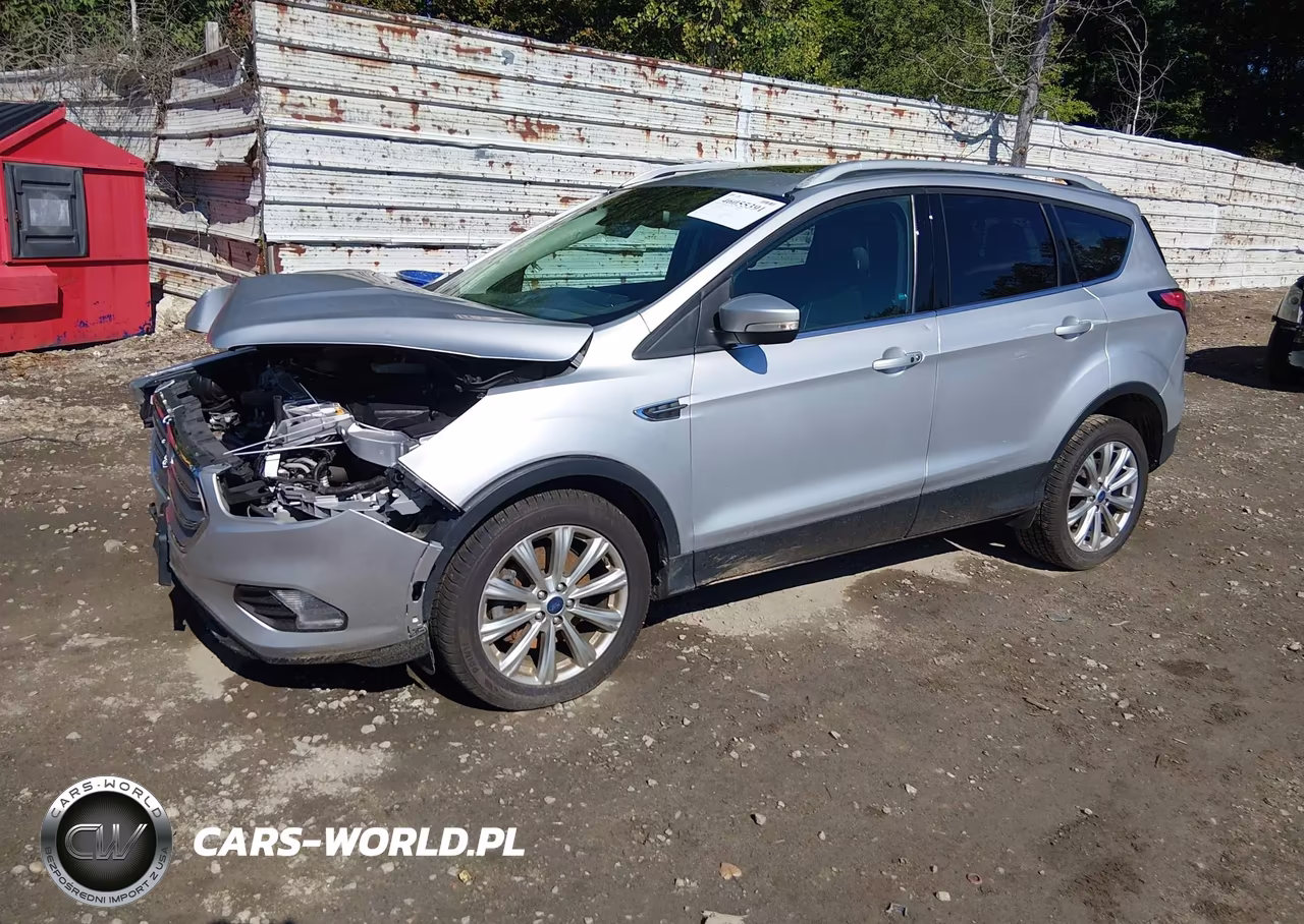 2017 Ford Escape Titanium VIN:1FMCU9J9XHUE11487 - 2