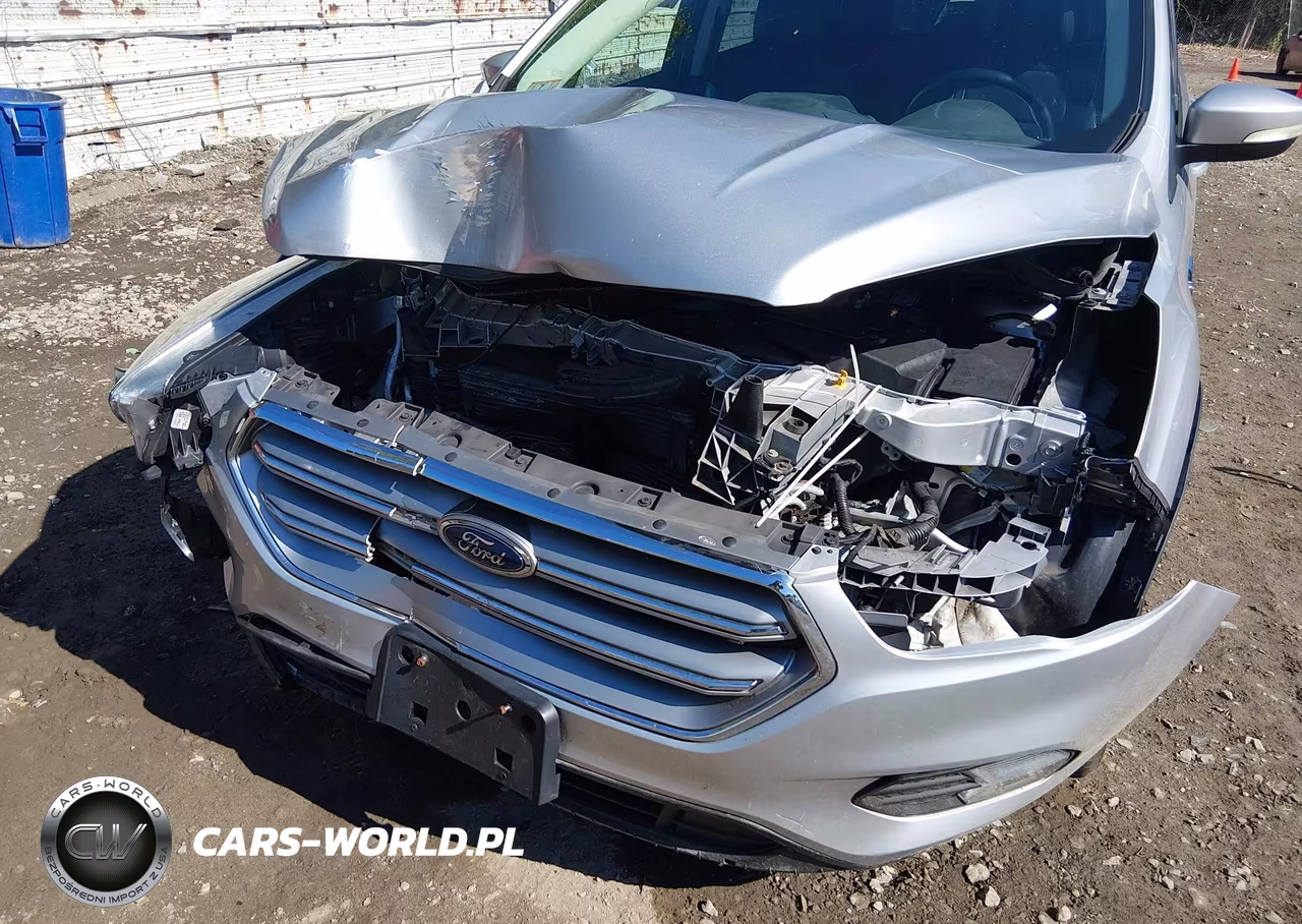 2017 Ford Escape Titanium VIN:1FMCU9J9XHUE11487 - 6