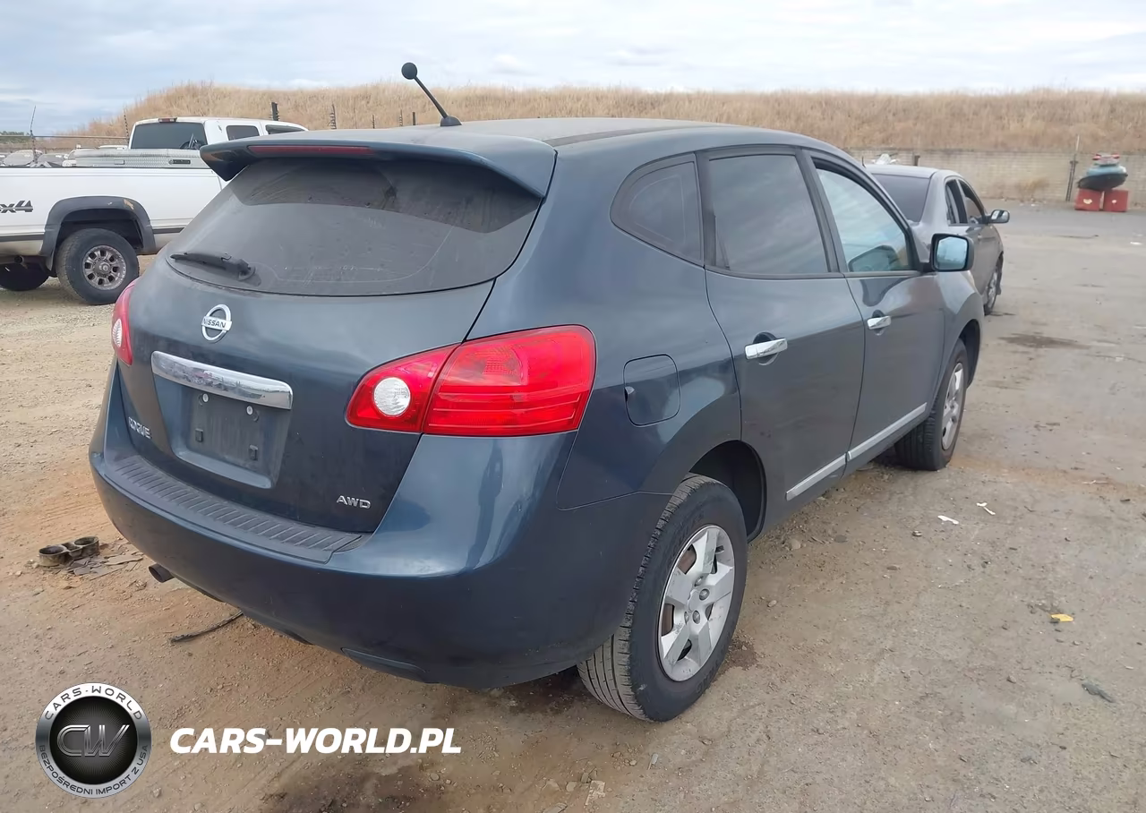 2013 Nissan Rogue S VIN:JN8AS5MV4DW643413 - 4