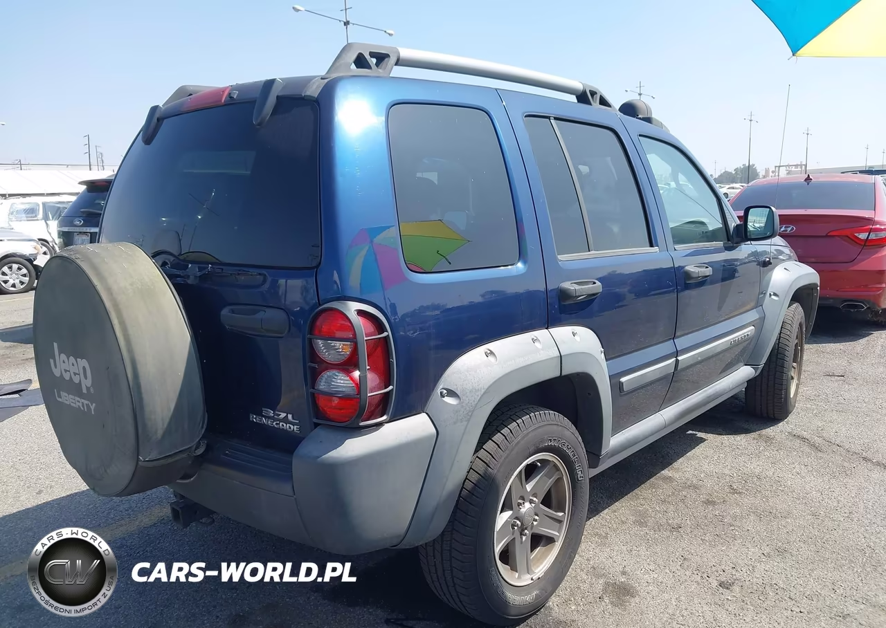 2005 Jeep Liberty Renegade VIN:1J4GK38K35W556432 - 4