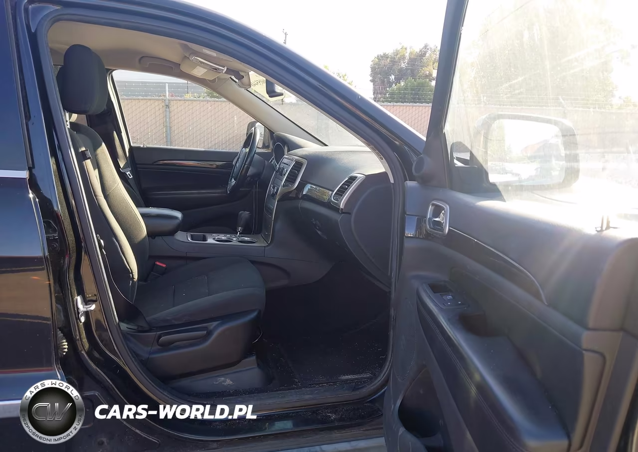 2011 Jeep Grand Cherokee Laredo VIN:1J4RR4GG9BC511337 - 5