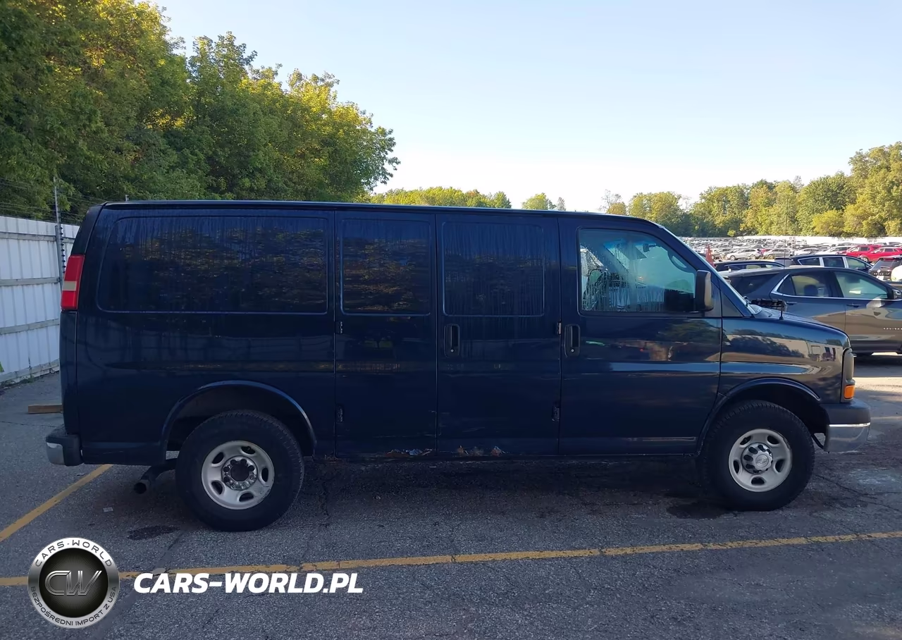 2015 Chevrolet Express 2500 Work Van VIN:1GCWGFCF9F1267472 - 13