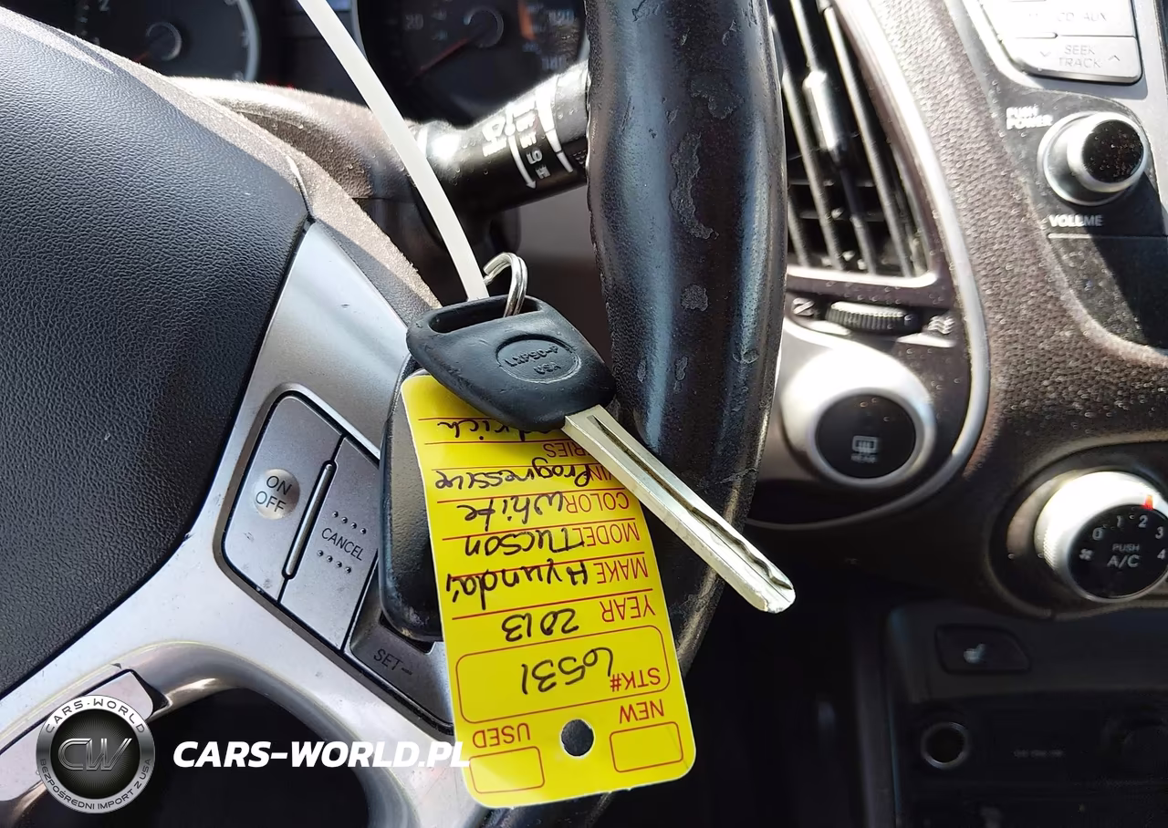 2013 Hyundai Tucson Gls VIN:KM8JU3AC7DU558117 - 11