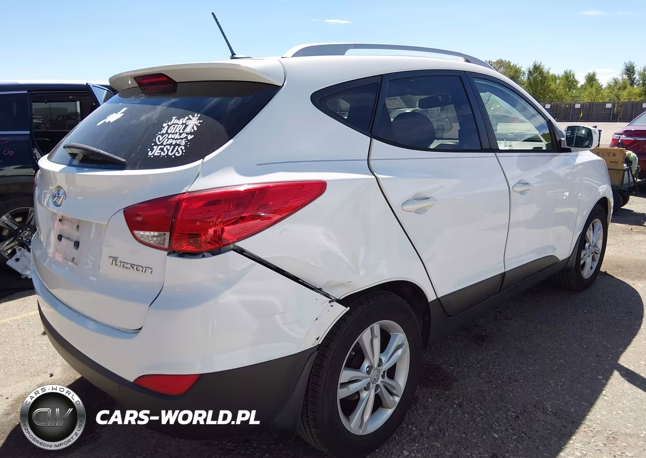 2013 Hyundai Tucson Gls VIN:KM8JU3AC7DU558117 - 4