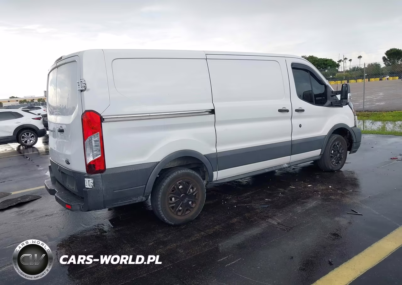 2018 Ford Transit-250 VIN:1FTYR1YM0JKB21087 - 4