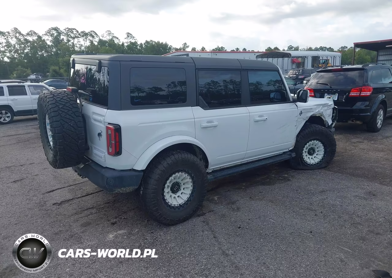 2022 Ford Bronco Outer Banks VIN:1FMEE5DP0NLB71764 - 4