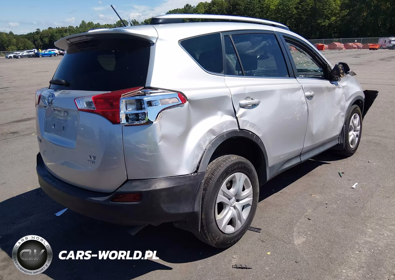 2015 Toyota Rav4 Le VIN:JTMBFREV9FD154353 - 4