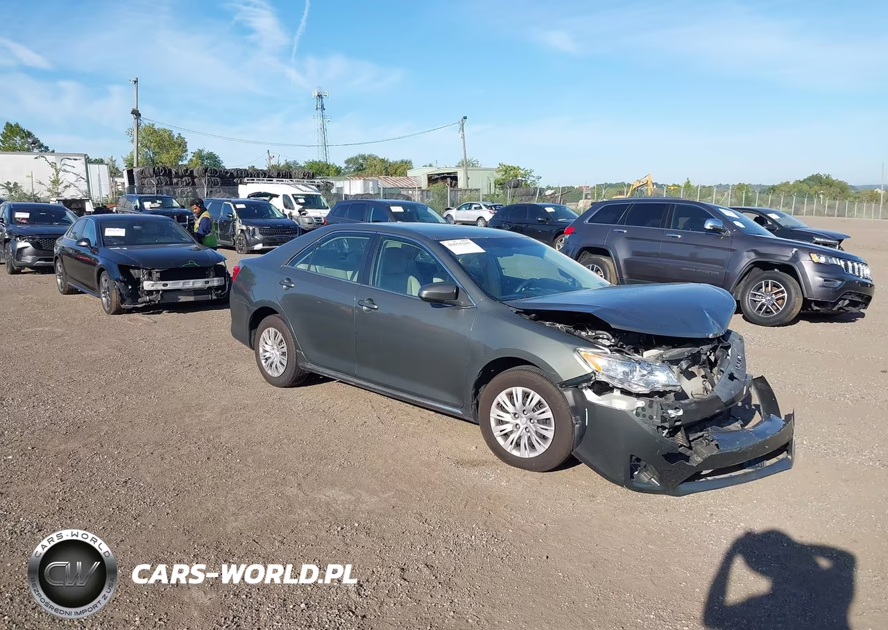 2013 Toyota Camry Le