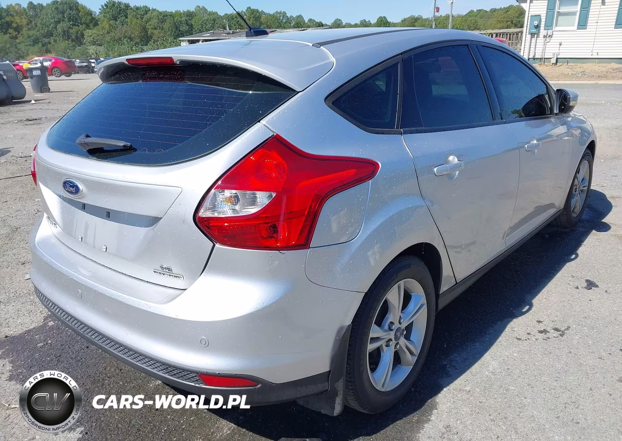 2013 Ford Focus Se VIN:1FADP3K20DL283751 - 4