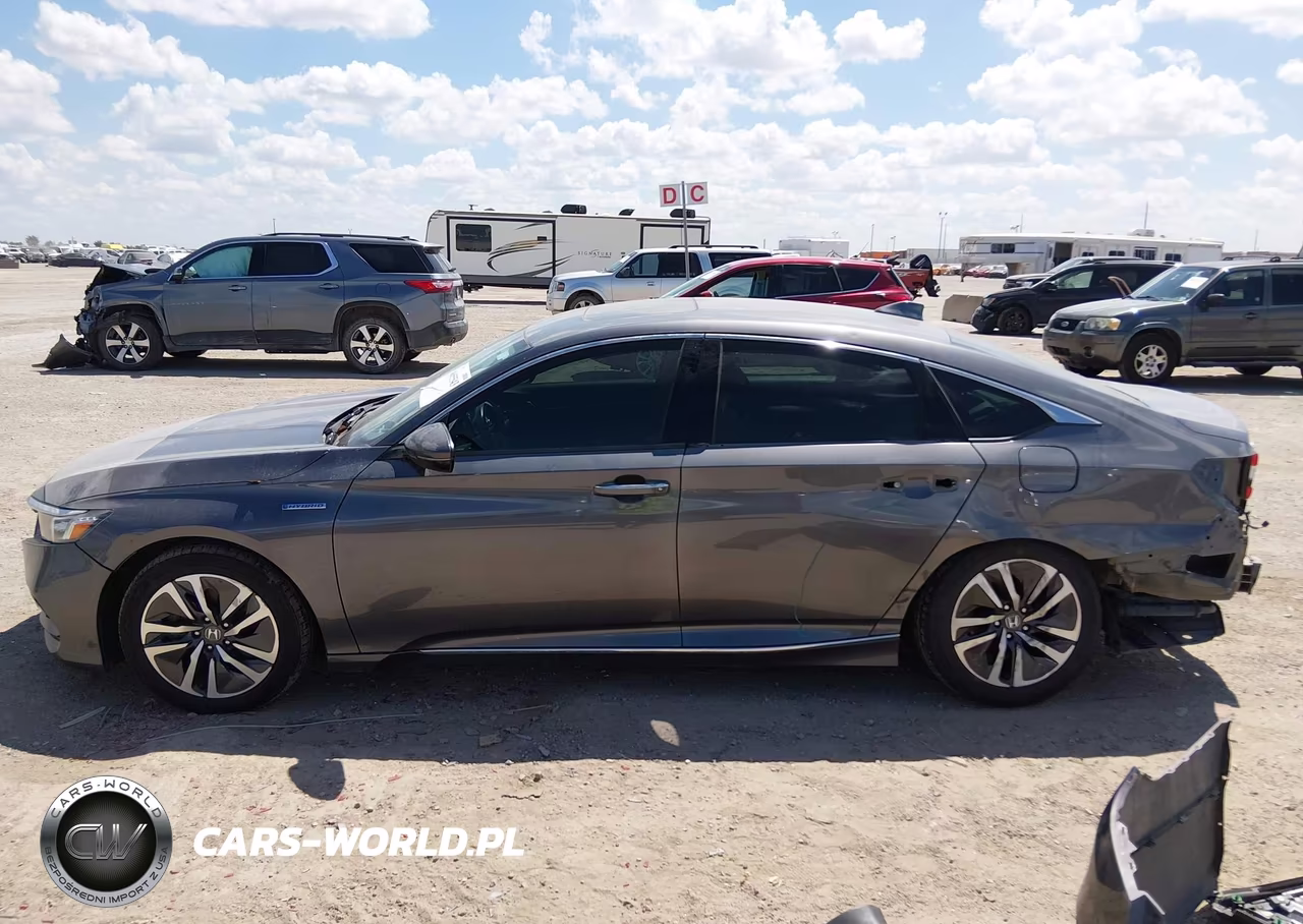 2019 Honda Accord Hybrid Touring VIN:1HGCV3F98KA012692 - 15