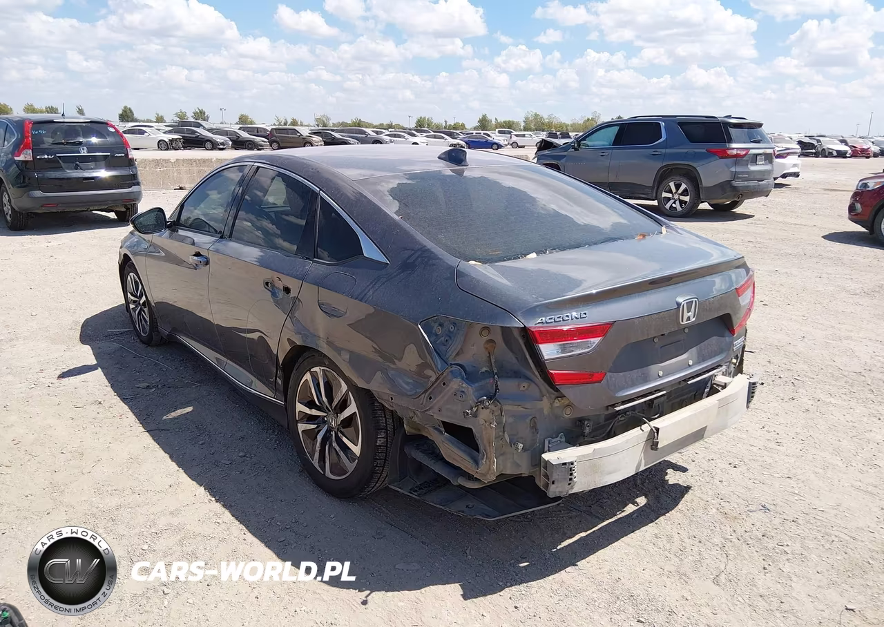 2019 Honda Accord Hybrid Touring VIN:1HGCV3F98KA012692 - 3