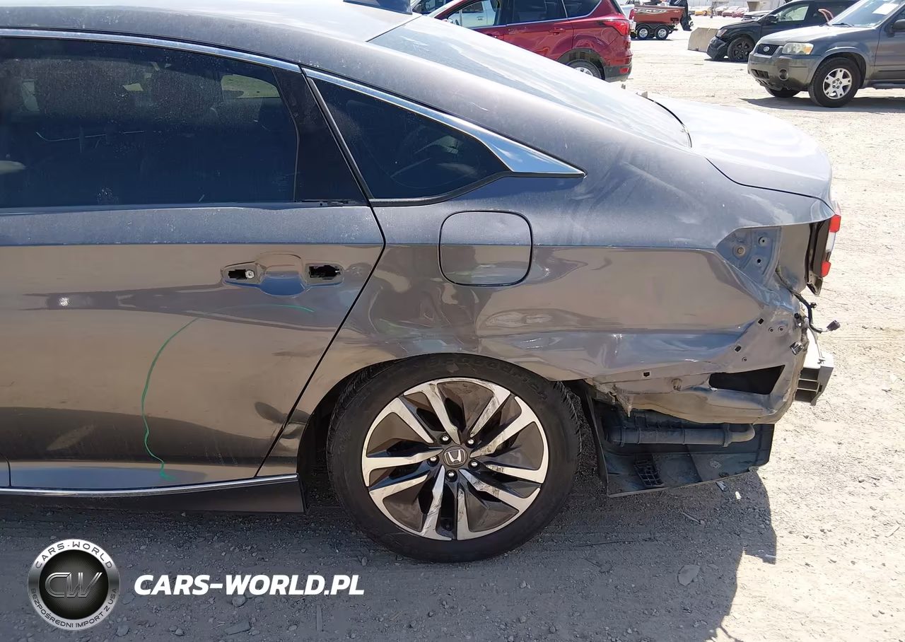 2019 Honda Accord Hybrid Touring VIN:1HGCV3F98KA012692 - 6