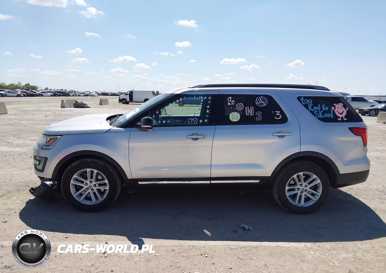 2017 Ford Explorer Xlt VIN:1FM5K7D84HGC05876 - 14