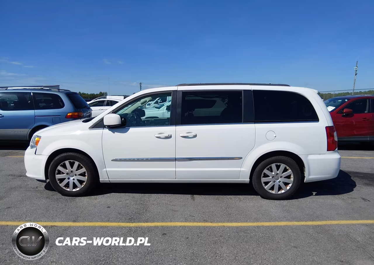2016 Chrysler Town & Country Touring VIN:2C4RC1BG1GR186923 - 14