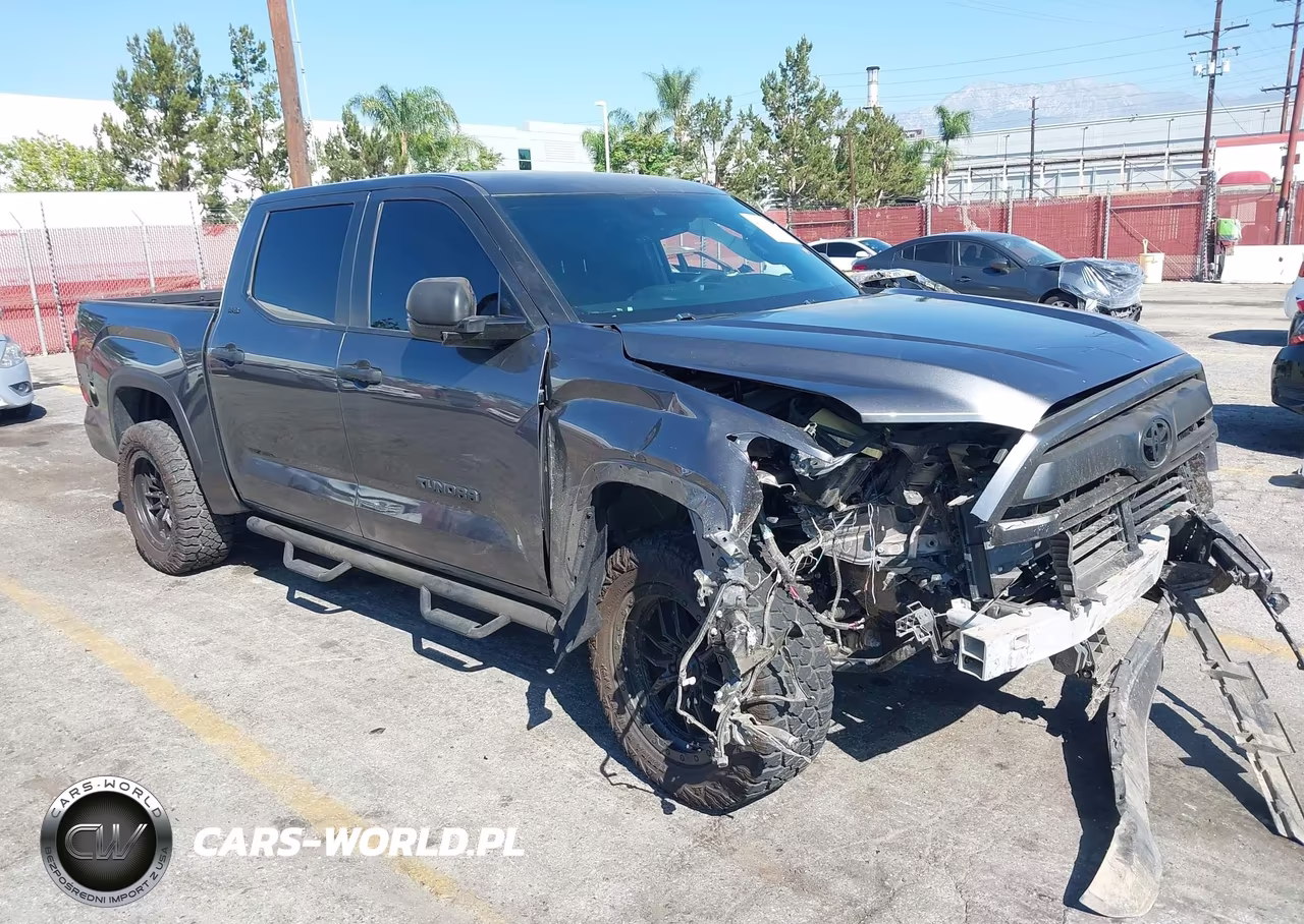 2025 Toyota Tundra Sr5 – zdjęcie 1 z 17