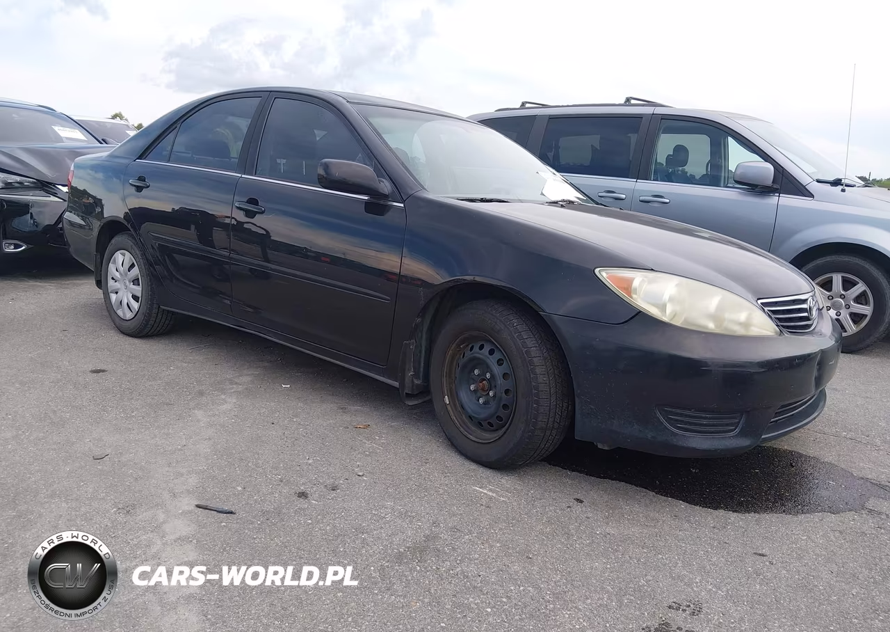 2005 Toyota Camry Le