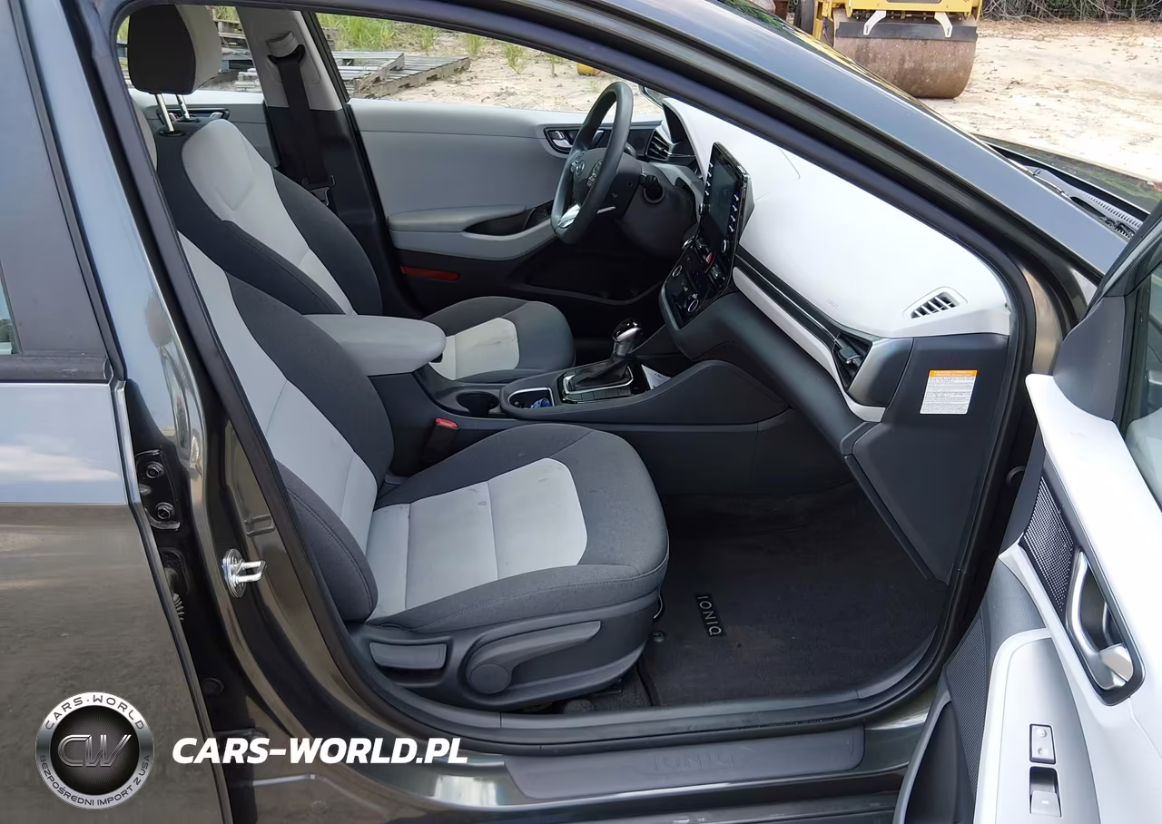 2020 Hyundai Ioniq Hybrid Blue VIN:KMHC65LC4LU218787 - 5