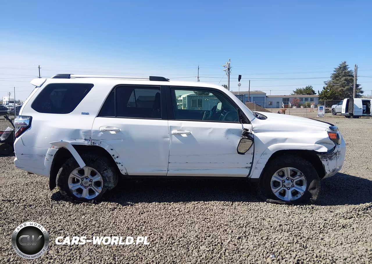 2021 Toyota 4Runner Sr5 VIN:JTEMU5JR1M5910700 - 13