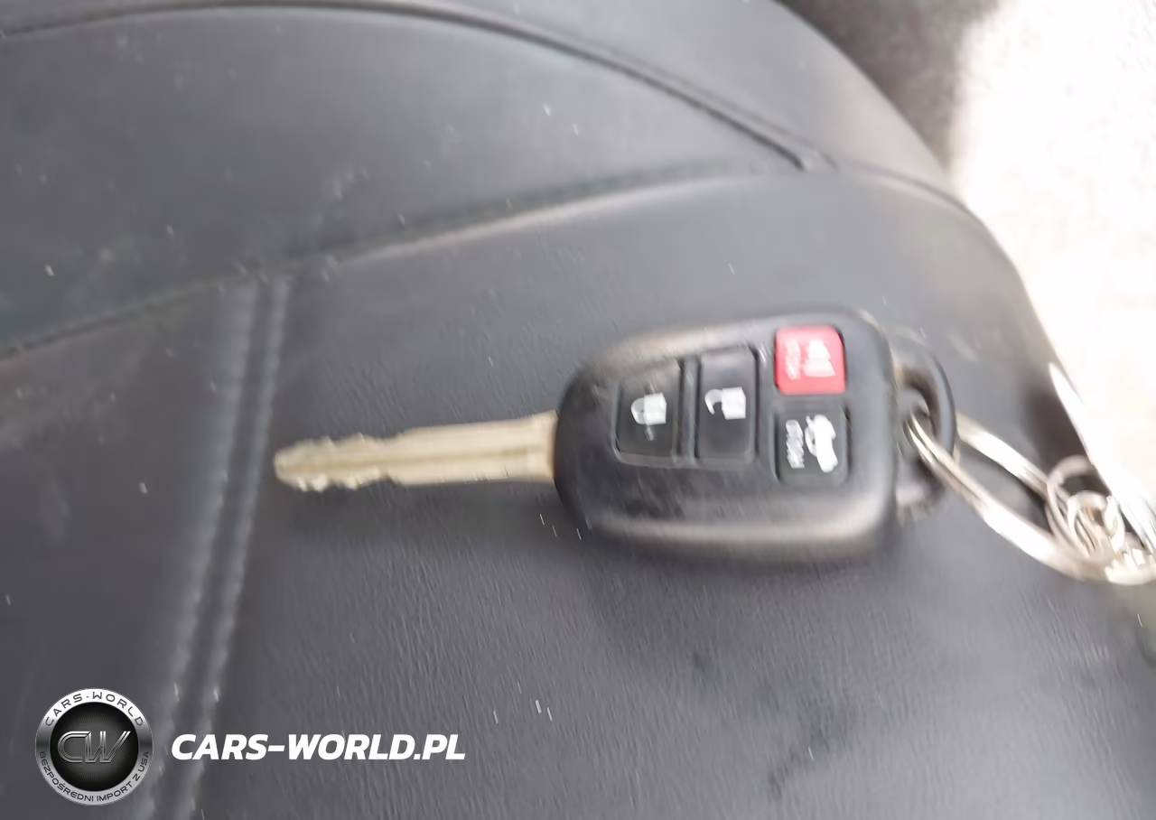 2019 Toyota Corolla Le VIN:5YFBURHE8KP856303 - 11