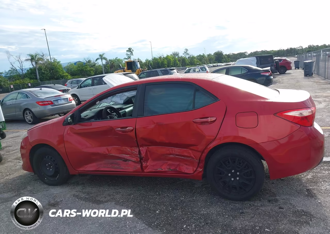 2019 Toyota Corolla Le VIN:5YFBURHE8KP856303 - 14