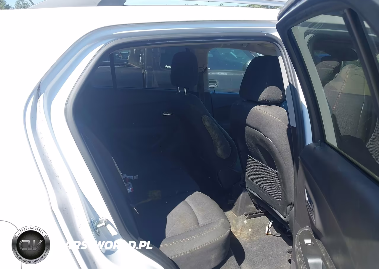 2017 Chevrolet Trax Lt VIN:3GNCJLSB1HL286456 - 8