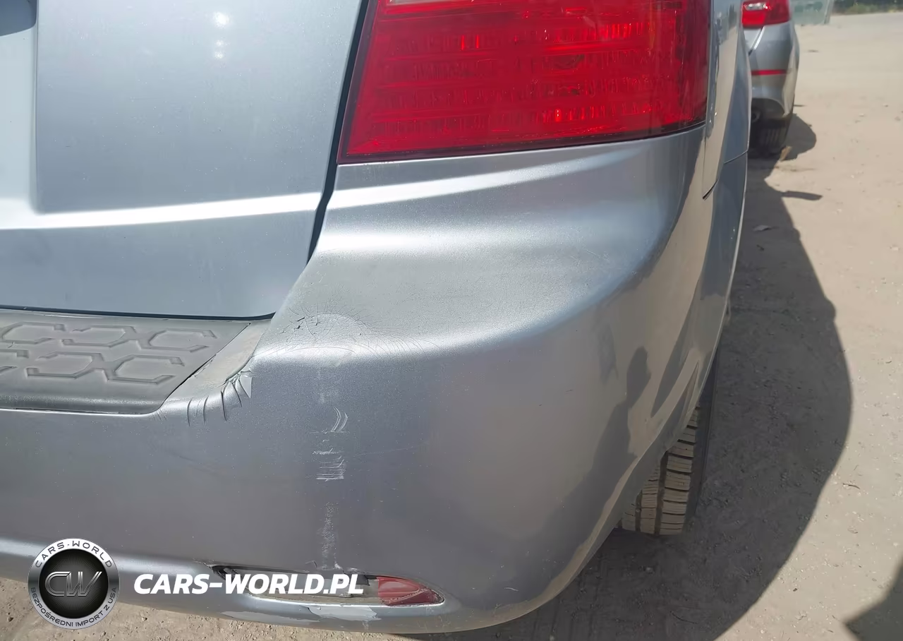 2008 Kia Sorento VIN:KNDJD735785847525 - 12