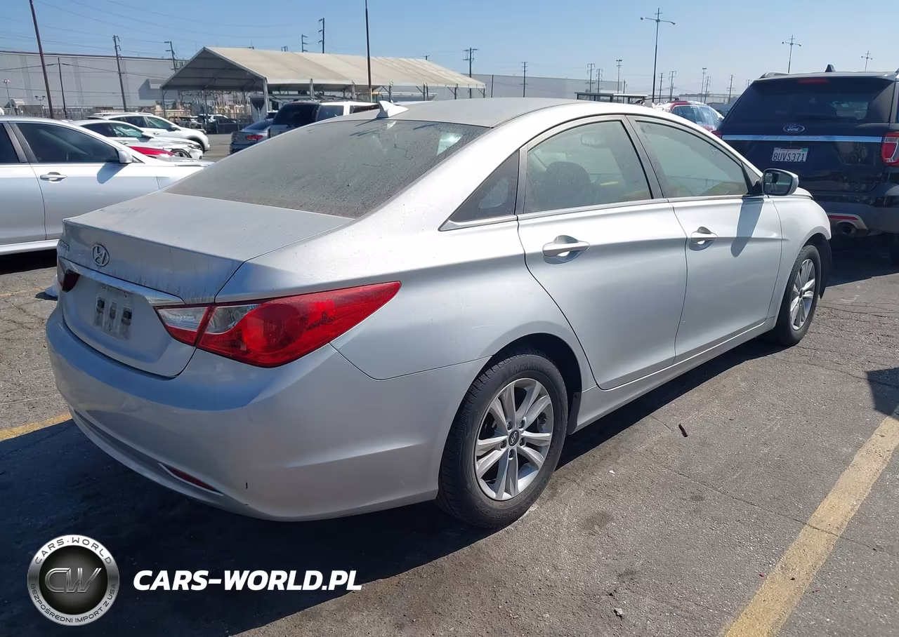2013 Hyundai Sonata Gls VIN:5NPEB4AC6DH637628 - 4