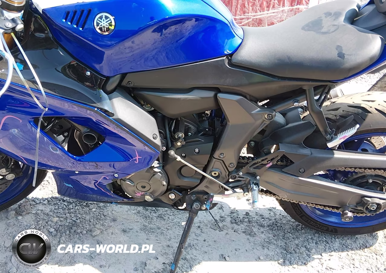 2025 Yamaha Yzfr7 VIN:JYARM38E2SA019526 - 9