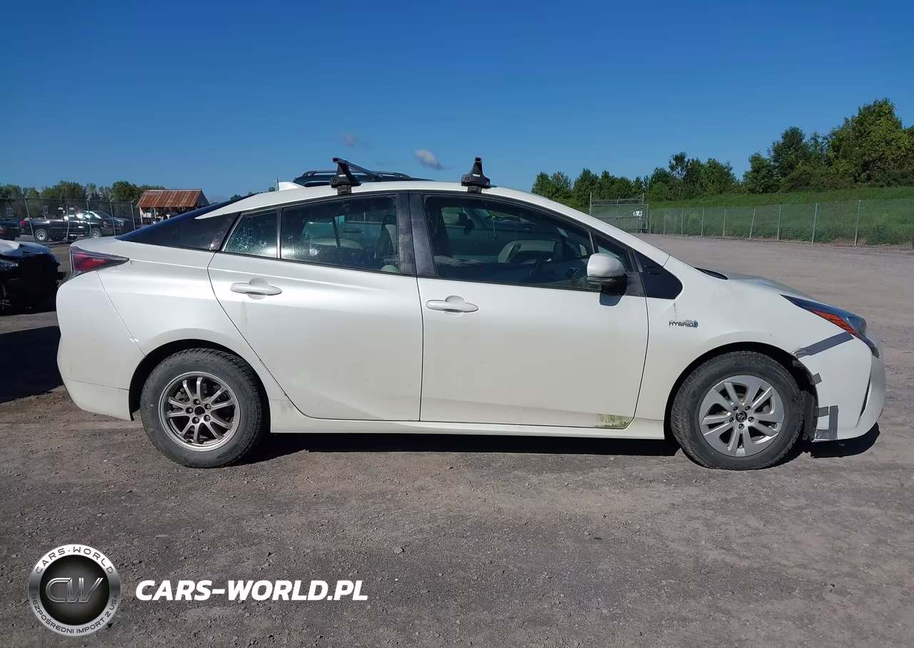 2016 Toyota Prius Two VIN:JTDKBRFU1G3512974 - 13