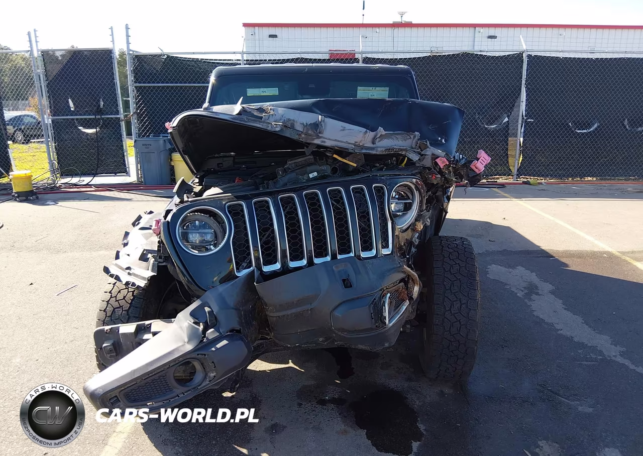 2020 Jeep Gladiator Overland 4X4 VIN:1C6HJTFG6LL106744 - 13