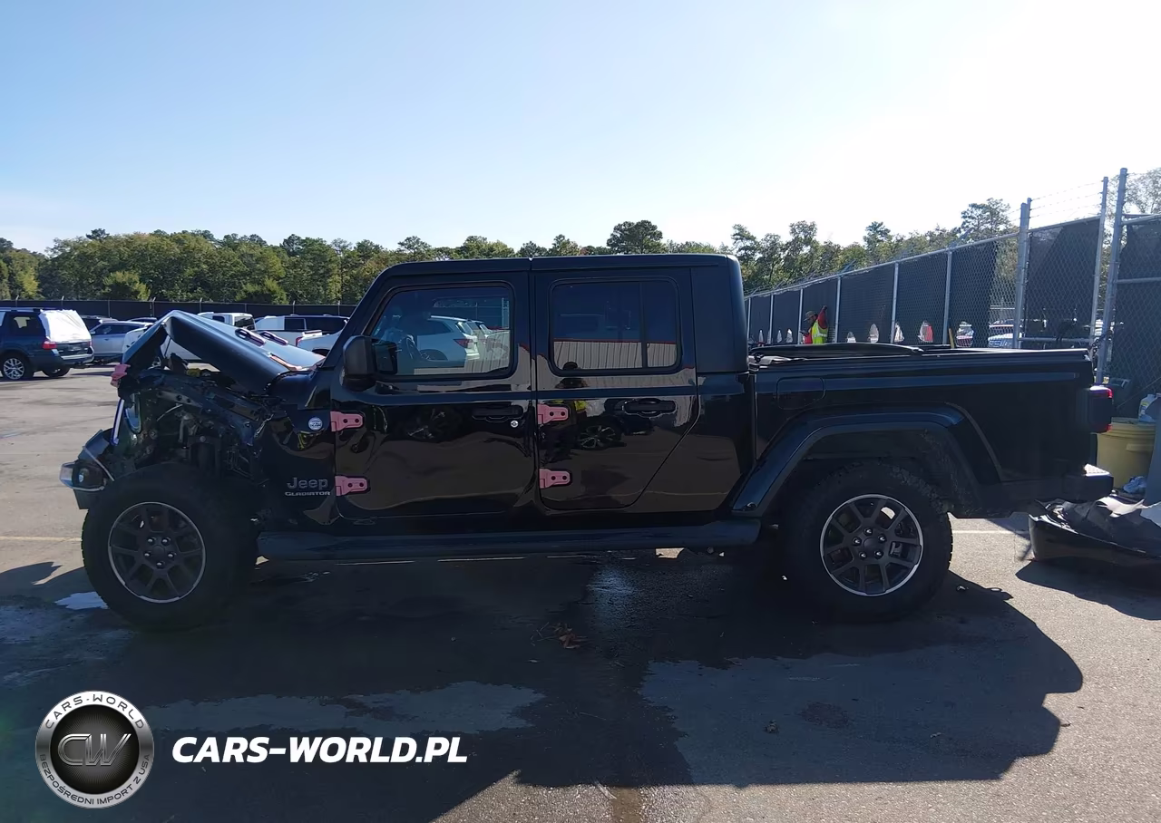 2020 Jeep Gladiator Overland 4X4 VIN:1C6HJTFG6LL106744 - 15