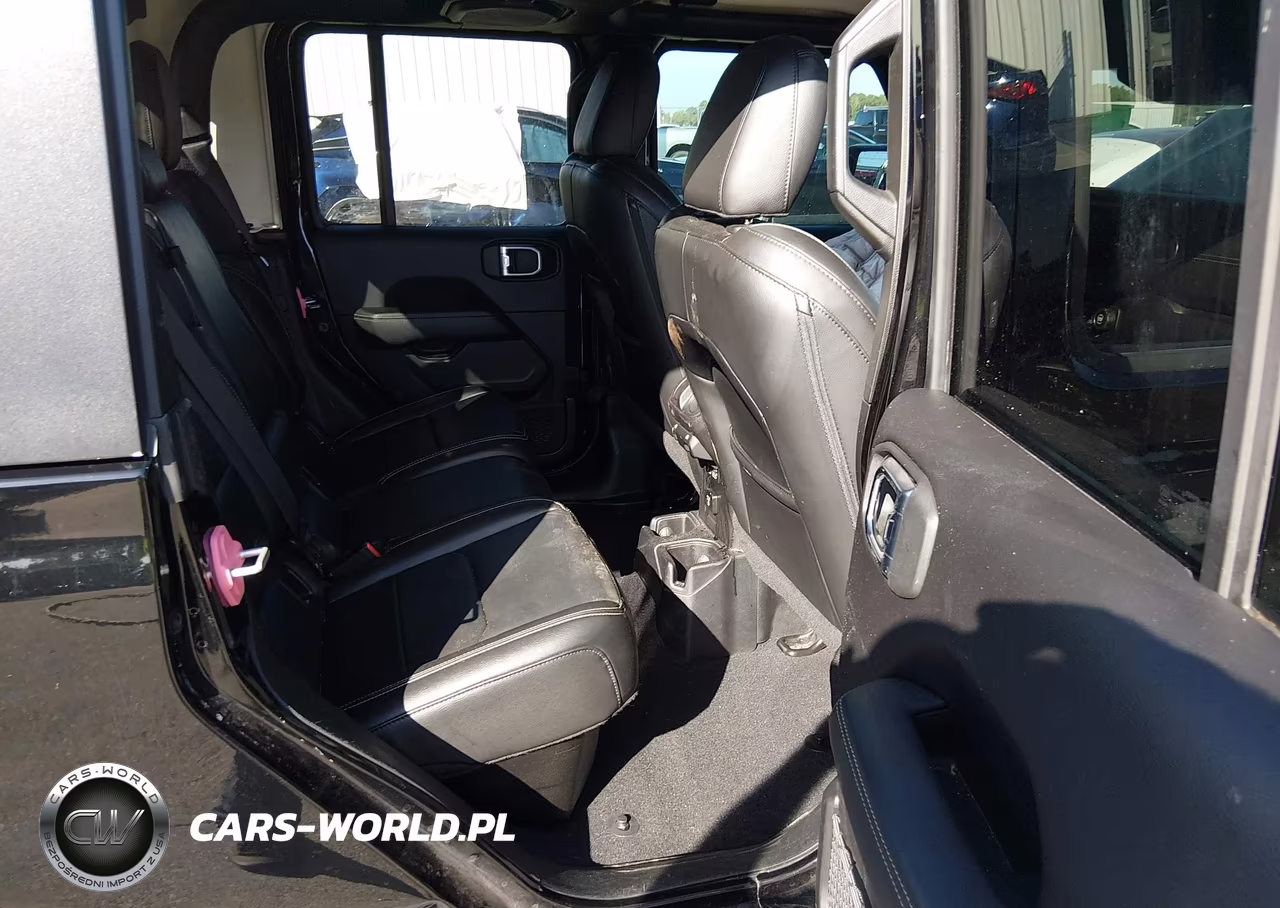 2020 Jeep Gladiator Overland 4X4 VIN:1C6HJTFG6LL106744 - 8