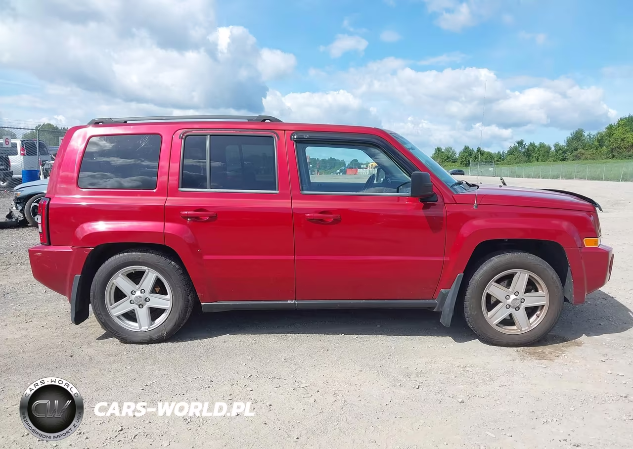 2010 Jeep Patriot Sport VIN:1J4NF2GB3AD572742 - 13