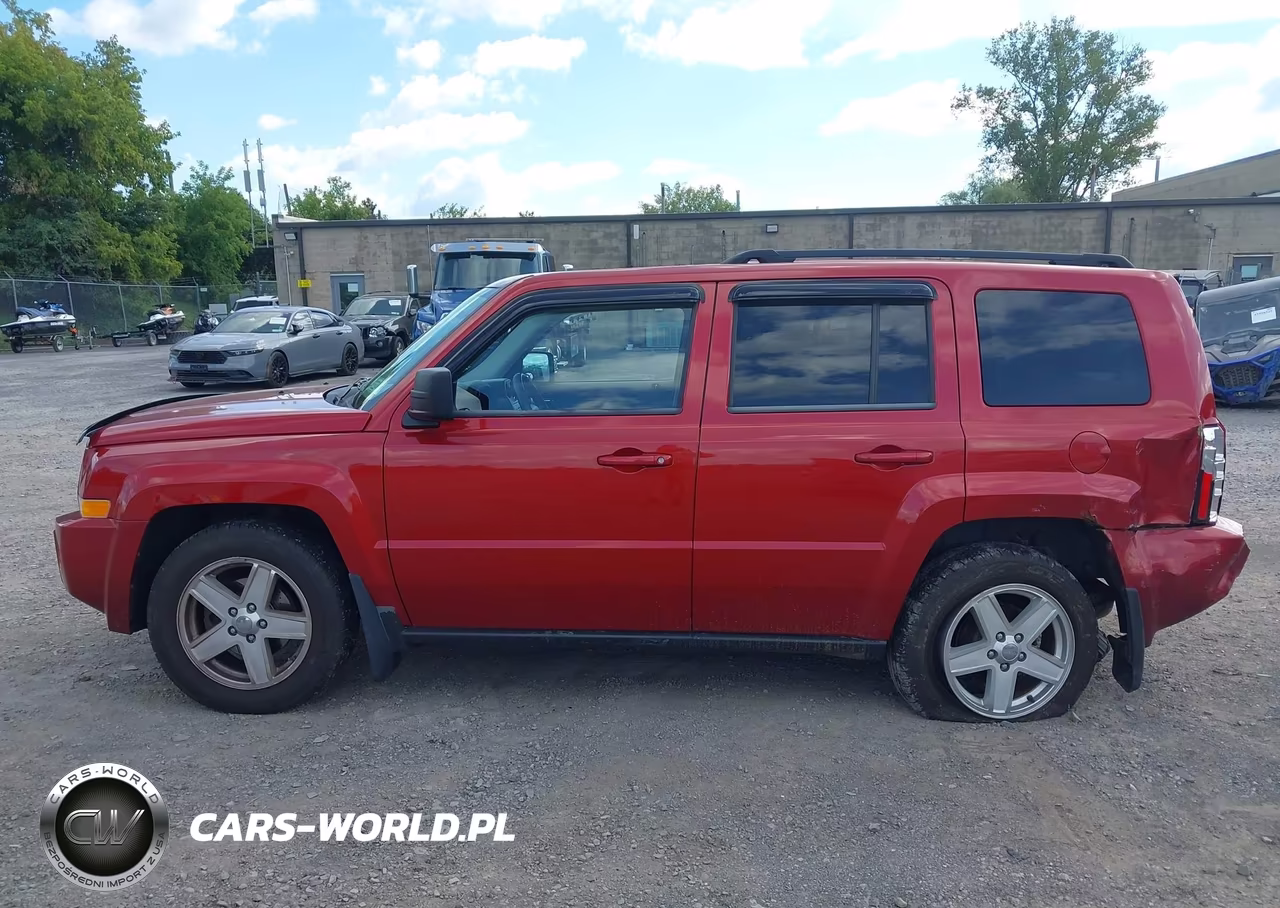 2010 Jeep Patriot Sport VIN:1J4NF2GB3AD572742 - 14