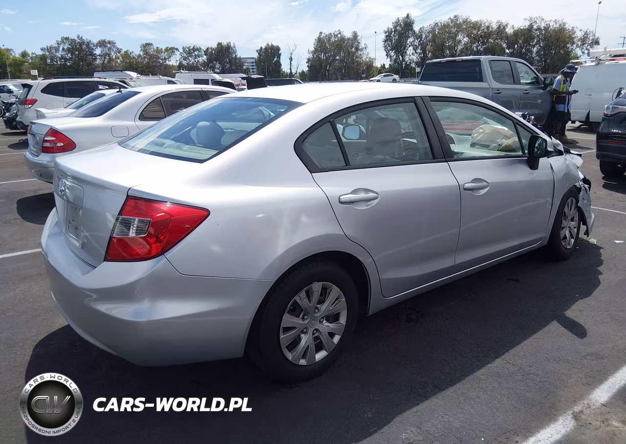 2012 Honda Civic Lx VIN:2HGFB2F5XCH600903 - 4
