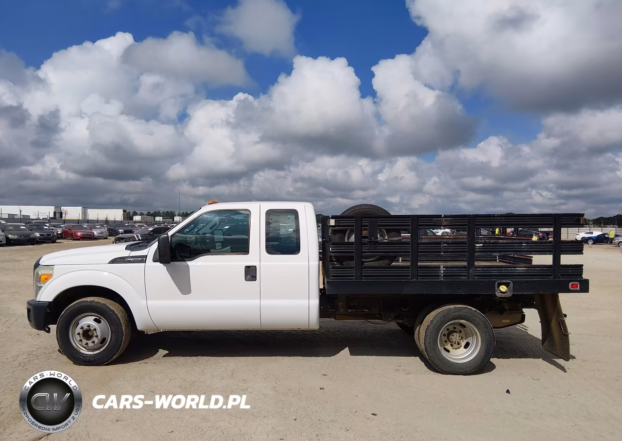 2015 Ford F-350 Chassis Xl VIN:1FD8X3G60FED32019 - 16