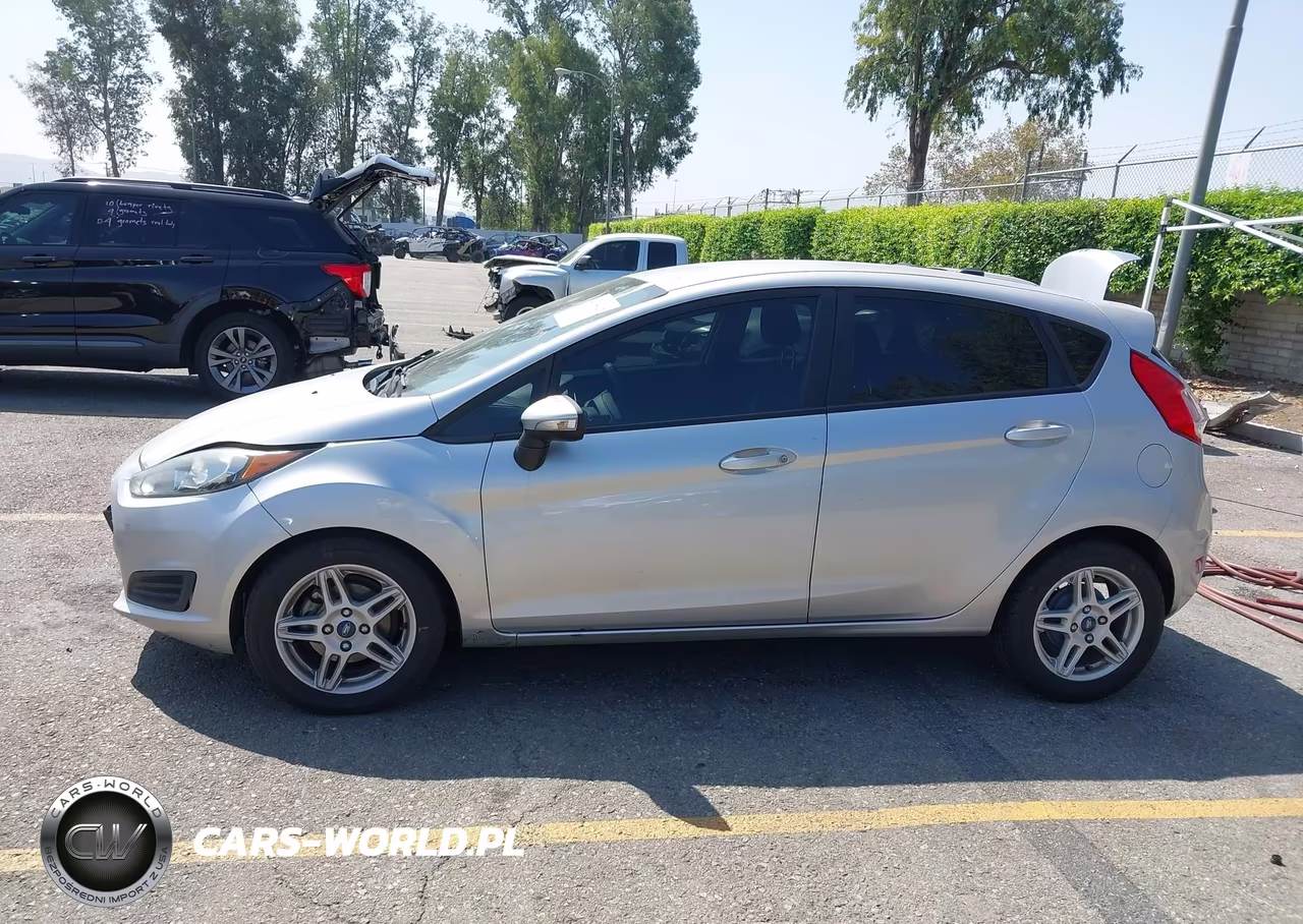 2019 Ford Fiesta Se VIN:3FADP4EJ4KM112358 - 14
