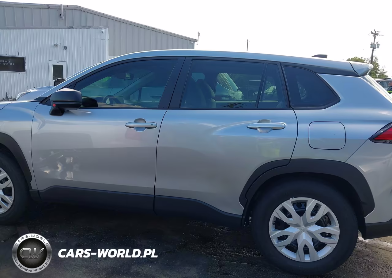 2024 Toyota Corolla Cross L VIN:7MUAAAAG9RV107681 - 14