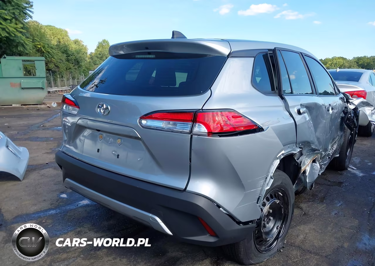 2024 Toyota Corolla Cross L VIN:7MUAAAAG9RV107681 - 4