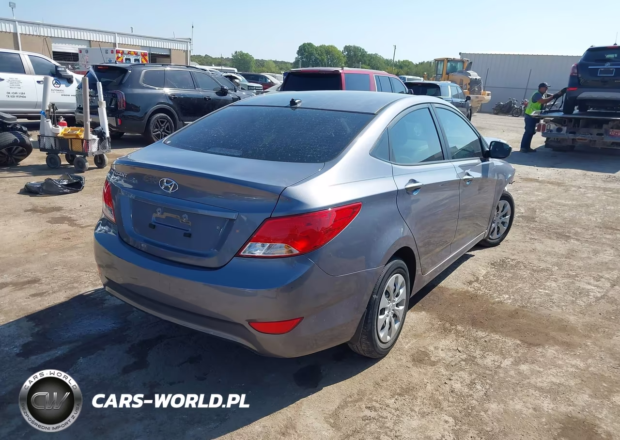 2017 Hyundai Accent Se VIN:KMHCT4AE1HU321843 - 4