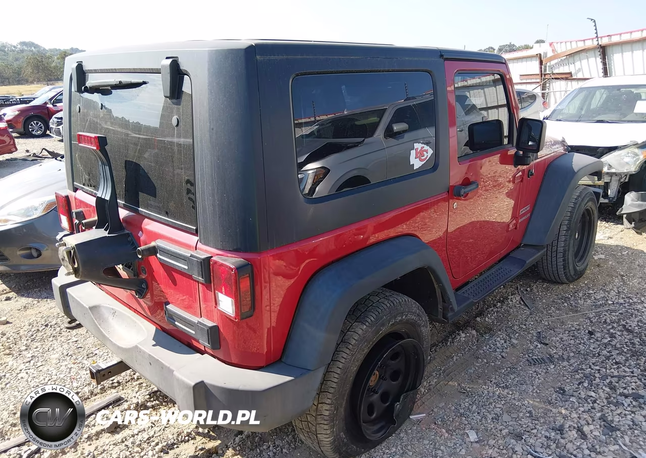2010 Jeep Wrangler Sport VIN:1J4AA2D13AL100796 - 4