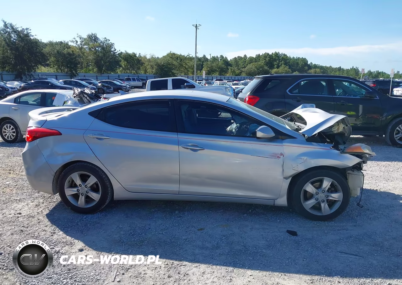 2013 Hyundai Elantra Gls VIN:KMHDH4AE1DU489207 - 14