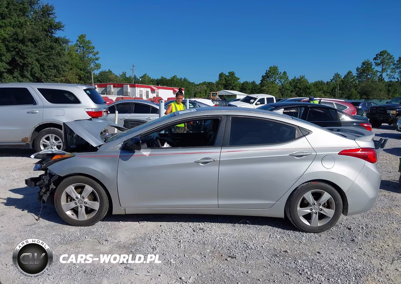 2013 Hyundai Elantra Gls VIN:KMHDH4AE1DU489207 - 15