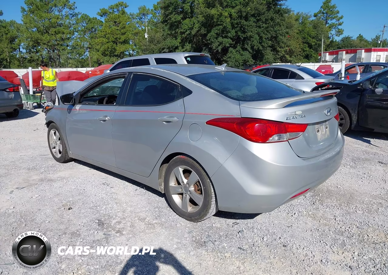 2013 Hyundai Elantra Gls VIN:KMHDH4AE1DU489207 - 3