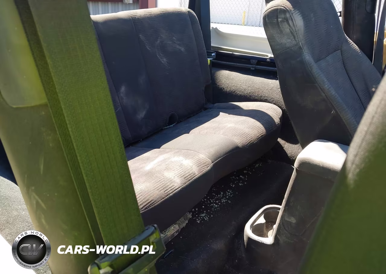 2005 Jeep Wrangler Sport VIN:1J4FA49S65P313131 - 8