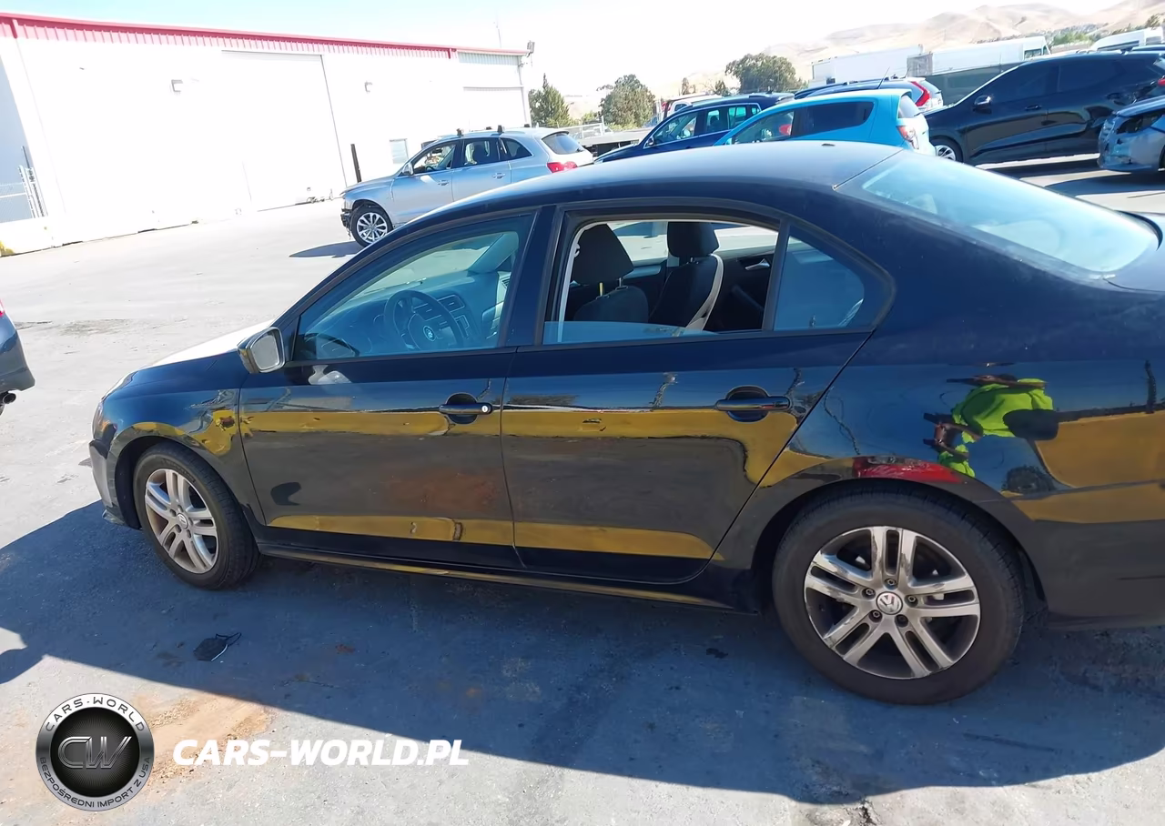 2018 Volkswagen Jetta 1.4T S VIN:3VW2B7AJ3JM249696 - 14