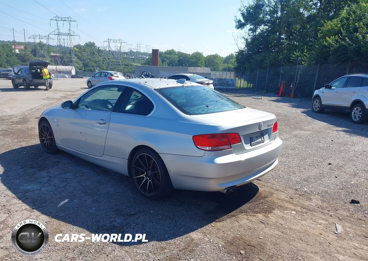 2008 BMW 328Xi VIN:WBAWV53598P078017 - 3